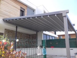 Hliníková pergola s posuvnou střechou nepotřebuje žádnou údržbu a vydrží mnoho let